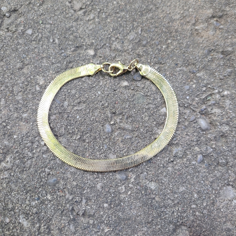 Gold Herringboned Bracelet